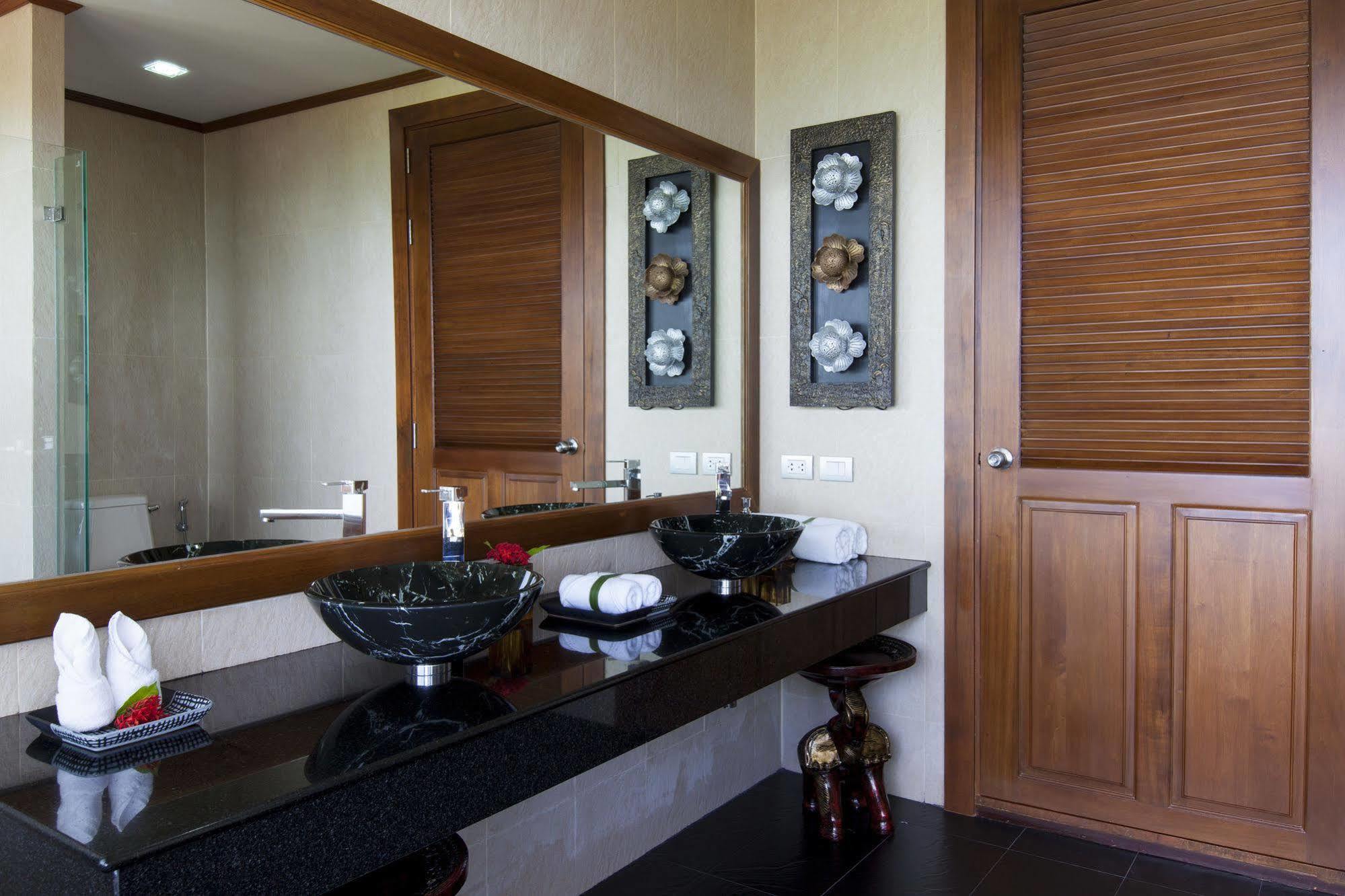 Baan Phuttarak - Seaview Private Villa Choeng Mon Exterior foto